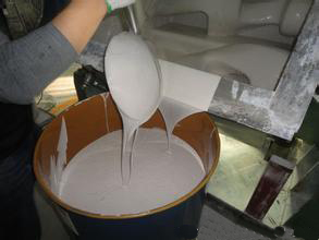 耐低溫模具硅膠能耐低溫多少度？