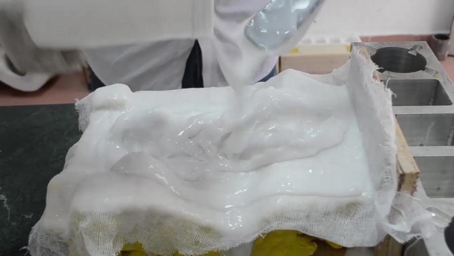 模具硅膠刷模如何使用，有什么需要注意的 ？