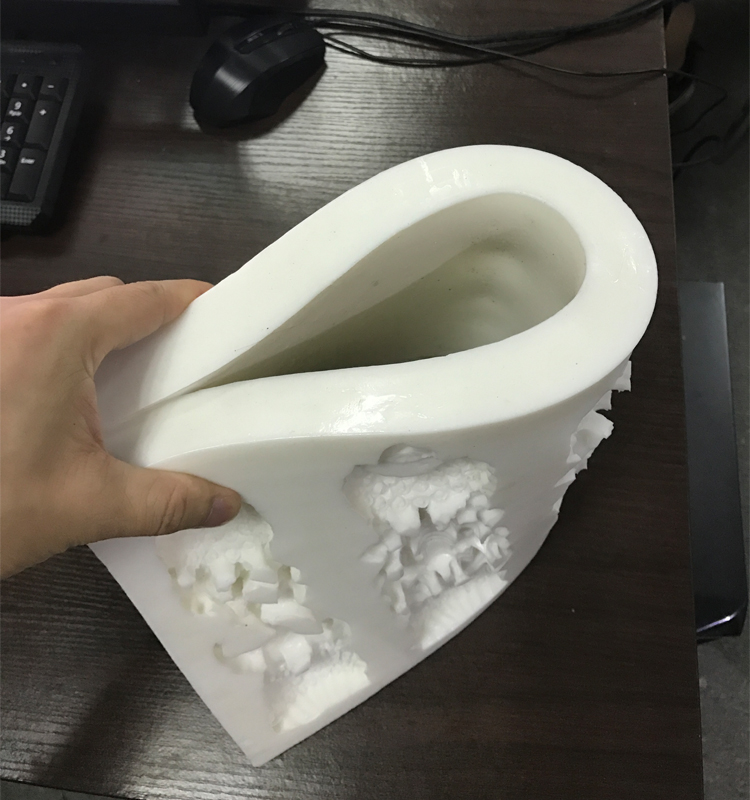 什么原因導致模具硅膠產品變形你知道嗎 ？